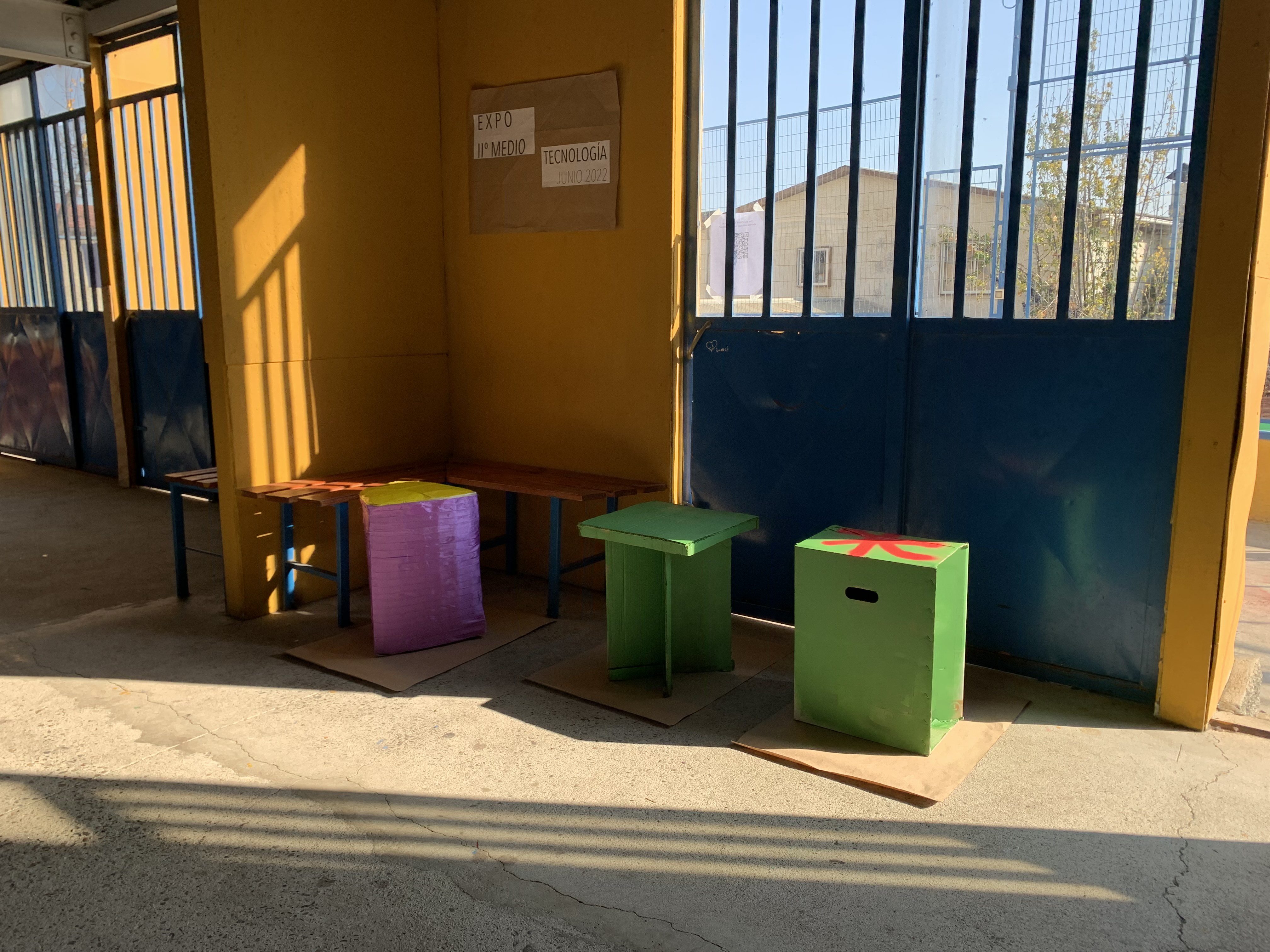 TABURETES SEGUNDO MEDIO 2022 - IMG_3130.jpeg